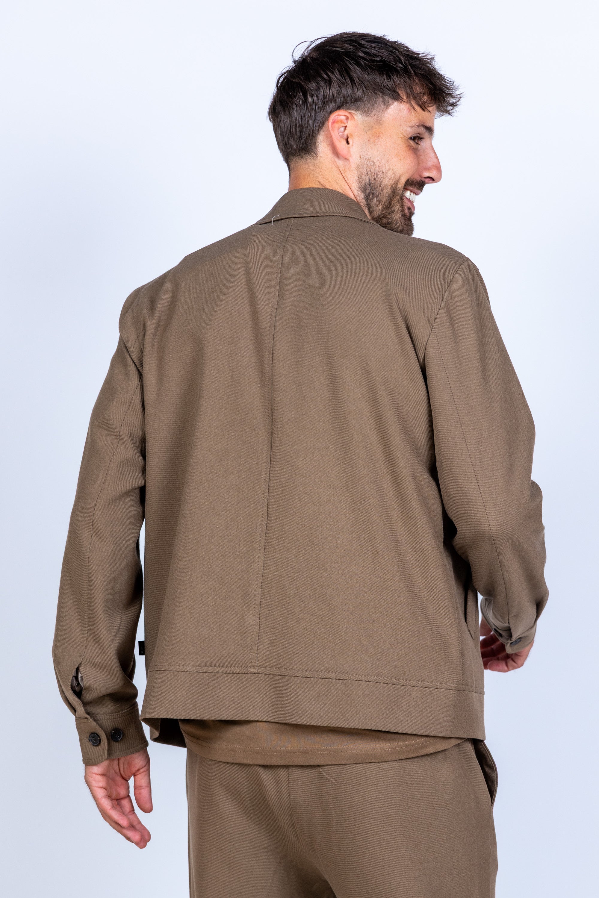#kleur_CAMEL