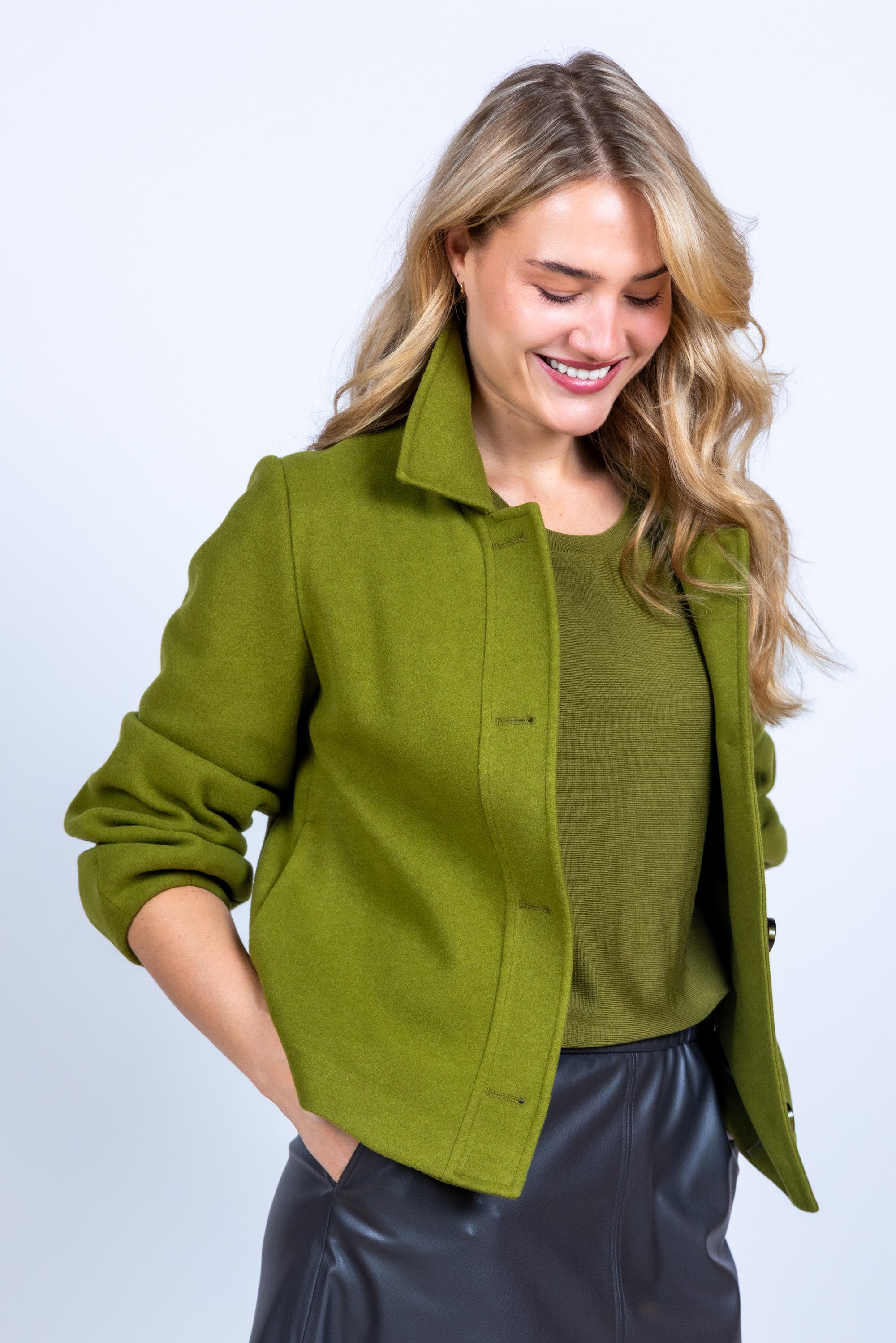 #kleur_OLIJFGROEN