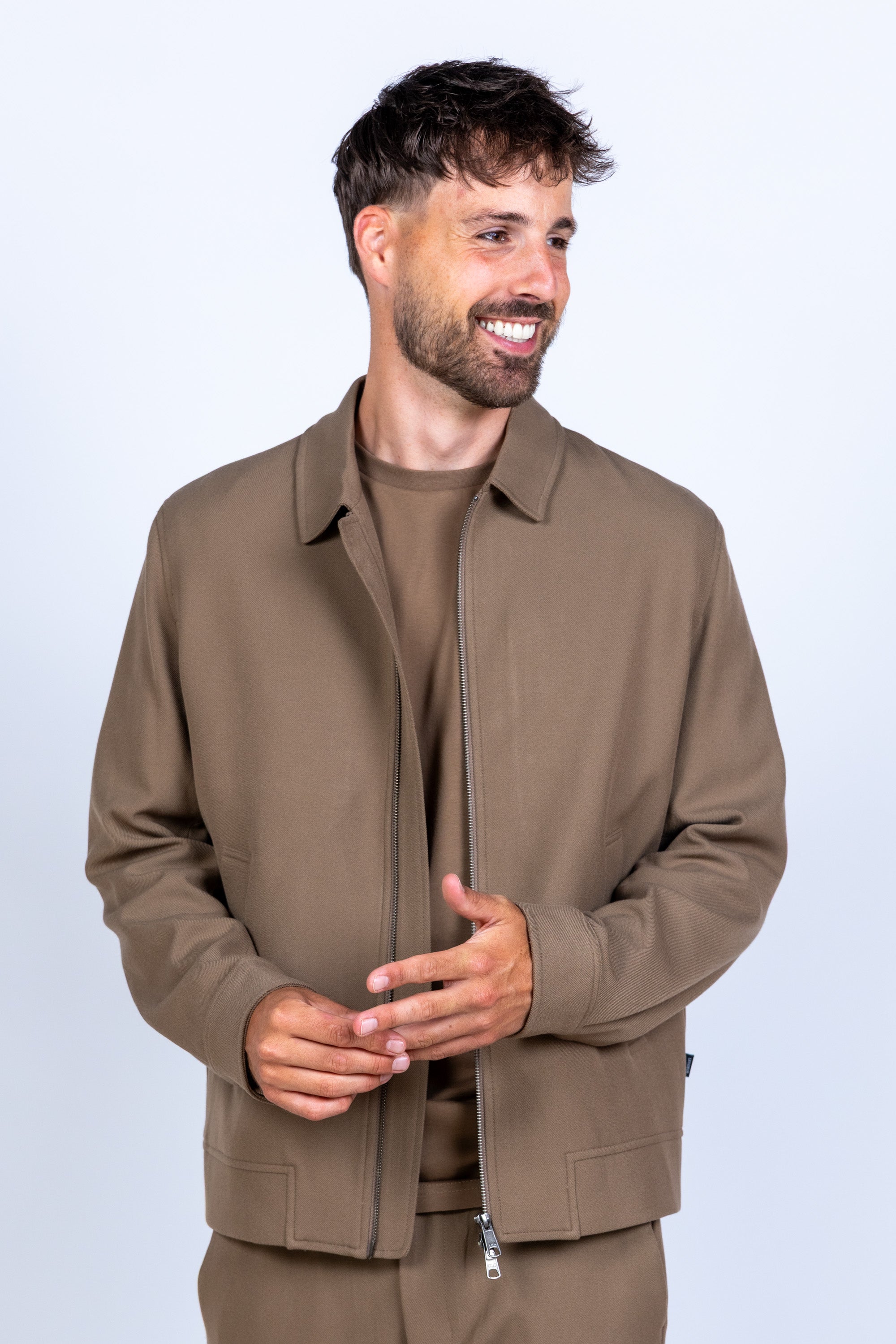#kleur_CAMEL